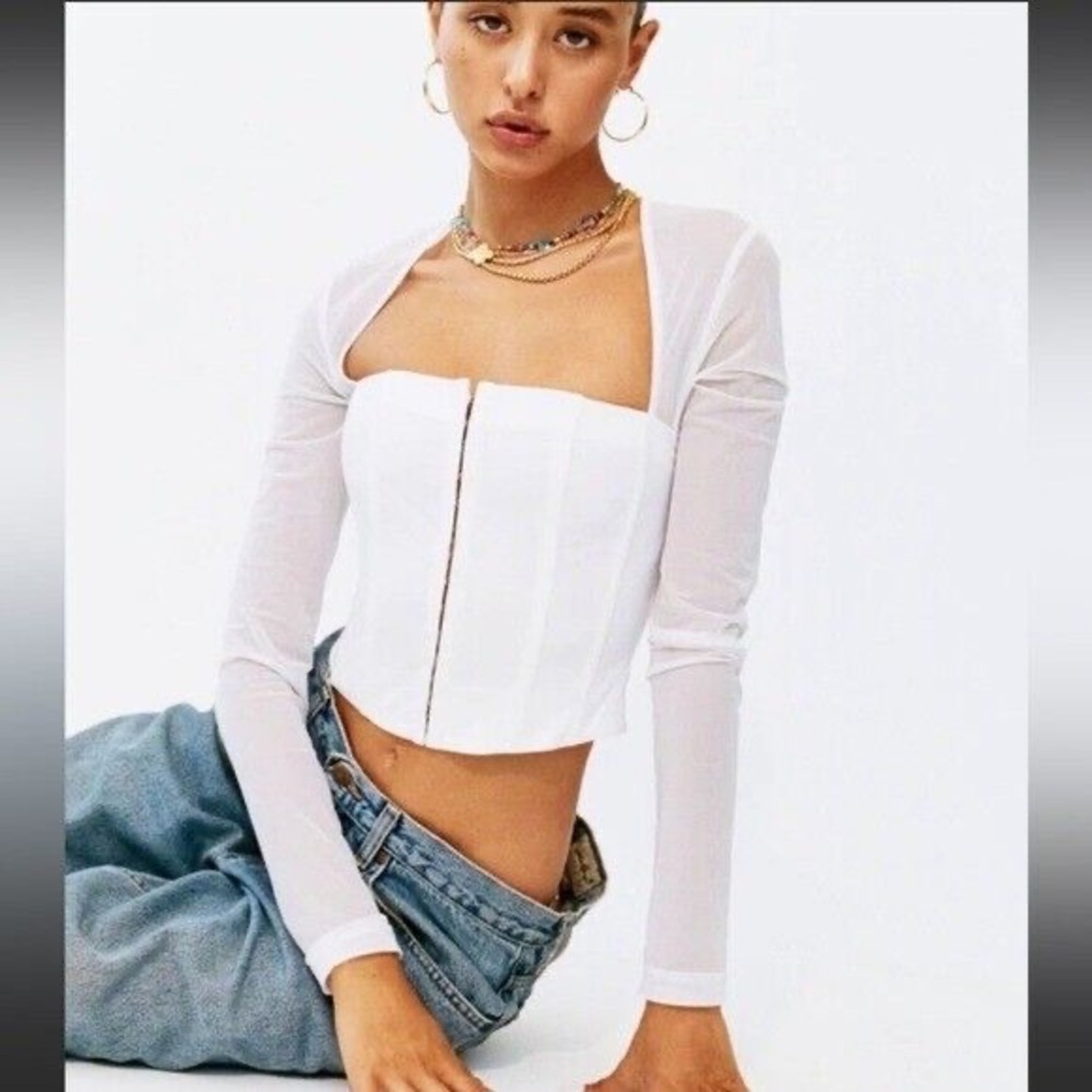 With Jean White Fitted Crop Corset Top